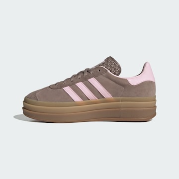 ADIDAS ORIGINALS Σνίκερ χαμηλό 'Gazelle Bold' σε καφέ