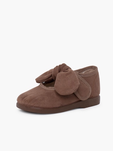 Chaussure basse Pisamonas en gris : devant