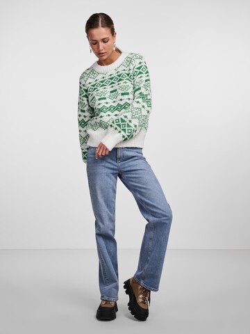 Pull-over 'PCJianna' PIECES en blanc