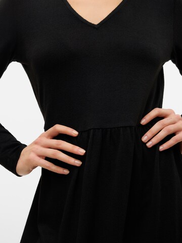 juoda VERO MODA Suknelė 'VMOLIVE'