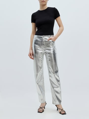 EDITED Normalny krój Spodnie 'Oona' w kolorze srebrny
