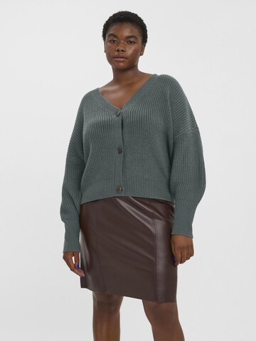 Vero Moda Curve Cardigan 'LEA' i grøn: forside