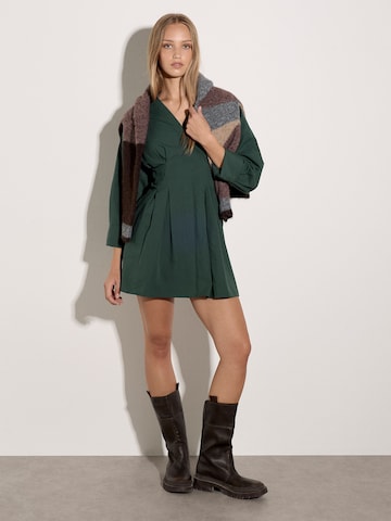 Robe ' ' Apricot en vert