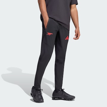 Regular Pantalon de sport 'Arsenal FC Tiro Travel' ADIDAS PERFORMANCE en noir : devant