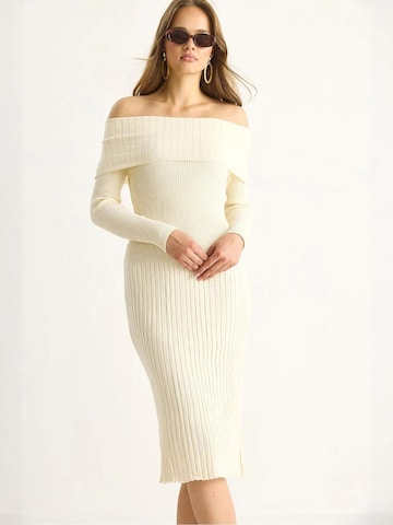 Bianco Lucci Gebreide jurk in Beige