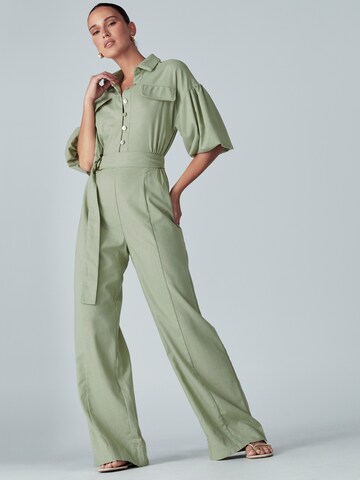 Tuta jumpsuit 'BRAELYN' di Willa in verde