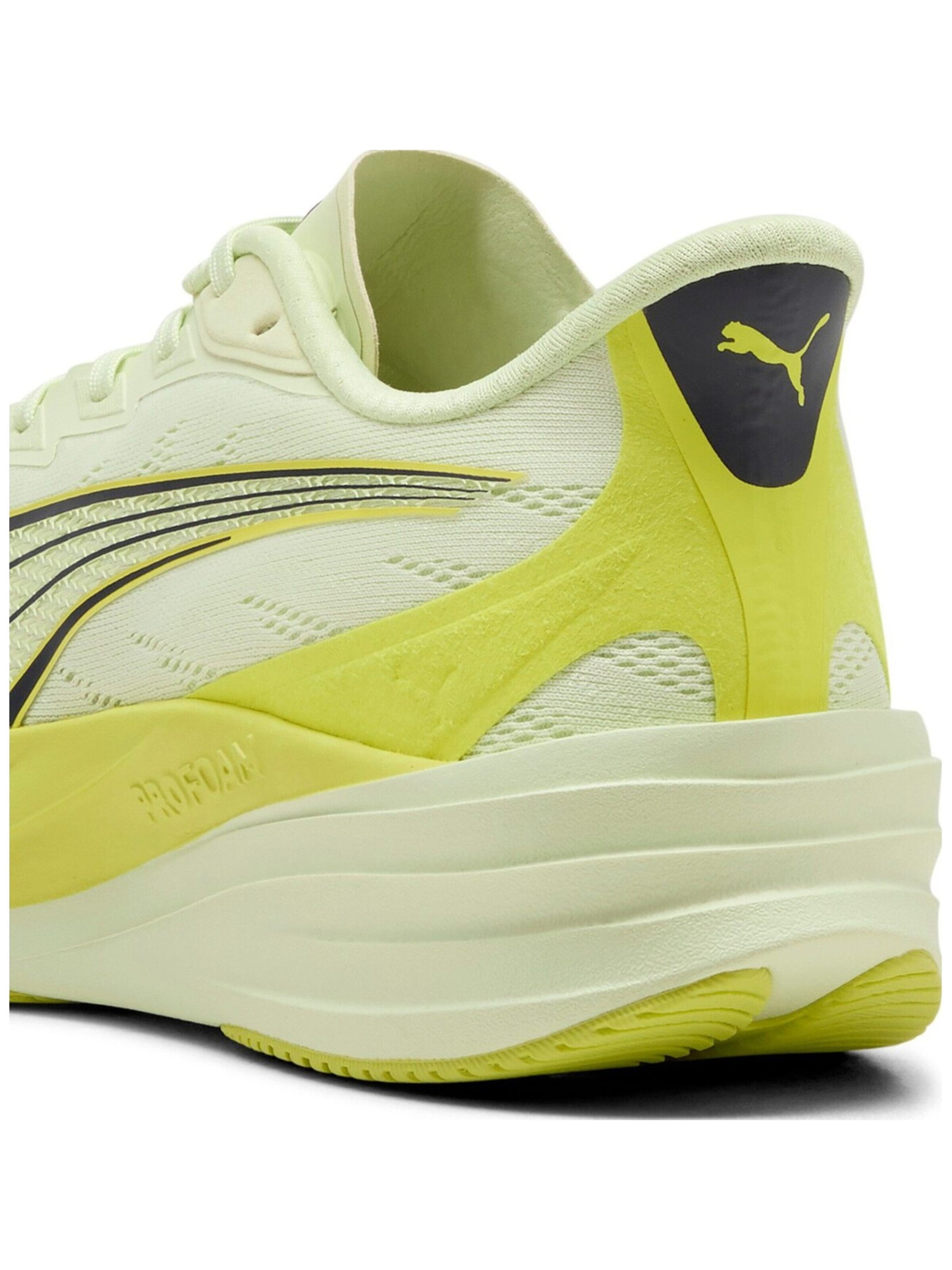 PUMA Sportschoen 'Puma Darter Pro 2' in Groen