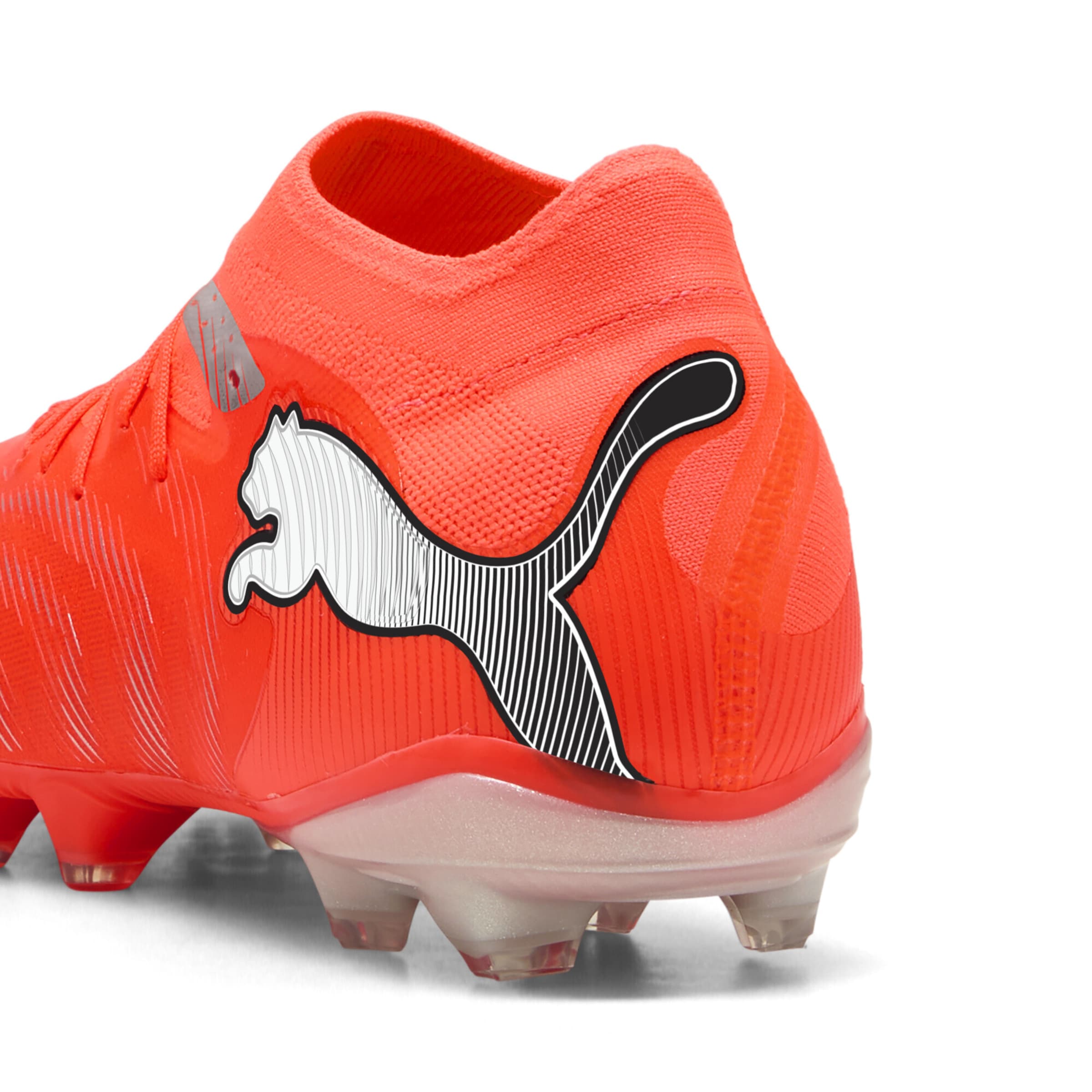 PUMA Soccer shoe in Red