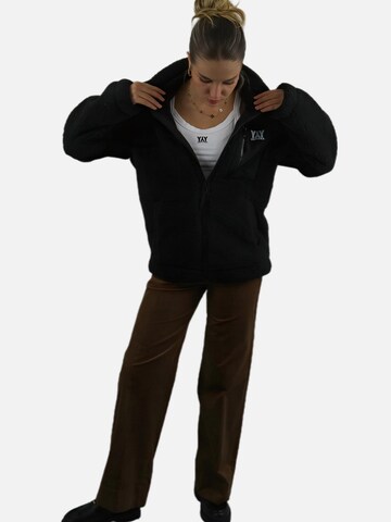 HEFTYKA Fleecejacke 'SHERPA'‌‌‌‌‌‌ in Schwarz