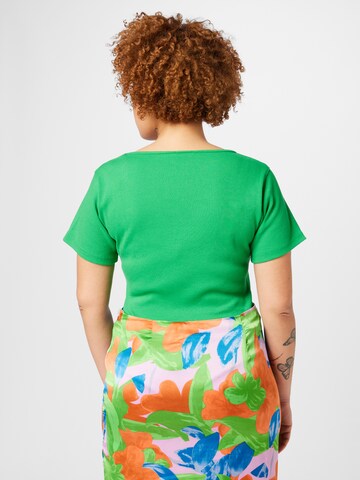 Tricou body de la Nasty Gal Plus pe verde