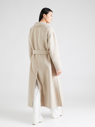 BLONDE No. 8 Between-seasons coat in Beige