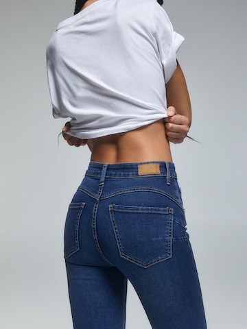 Skinny Jean Pull&Bear en bleu