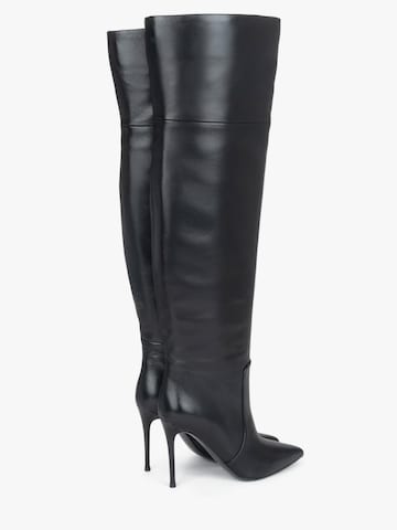 Boots '2466' di Estro in nero