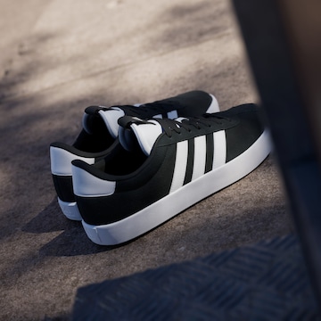 Sneaker bassa 'VL Court 3.0' di ADIDAS SPORTSWEAR in nero