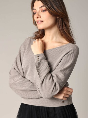 Pull-over Deeluxe en or