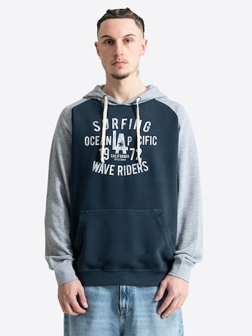 Ocean Pacific Sweatshirt in Grey: front