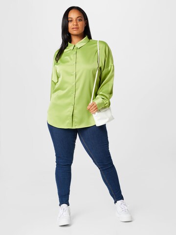 Bluză de la Nasty Gal Plus pe verde