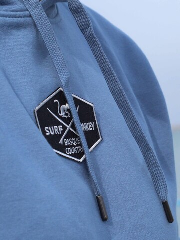 Surf Monkey - Sweatshirt em azul