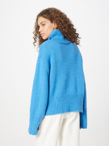 NORR Пуловер 'Fuscia' в синьо