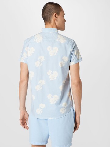 mėlyna HOLLISTER Priglundantis modelis Marškiniai