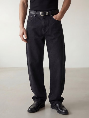 ARMIE Riem 'The Walker' in Zwart