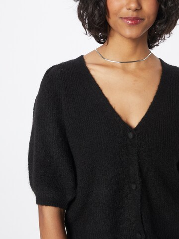 Cardigan 'Jennifer' PIECES en noir