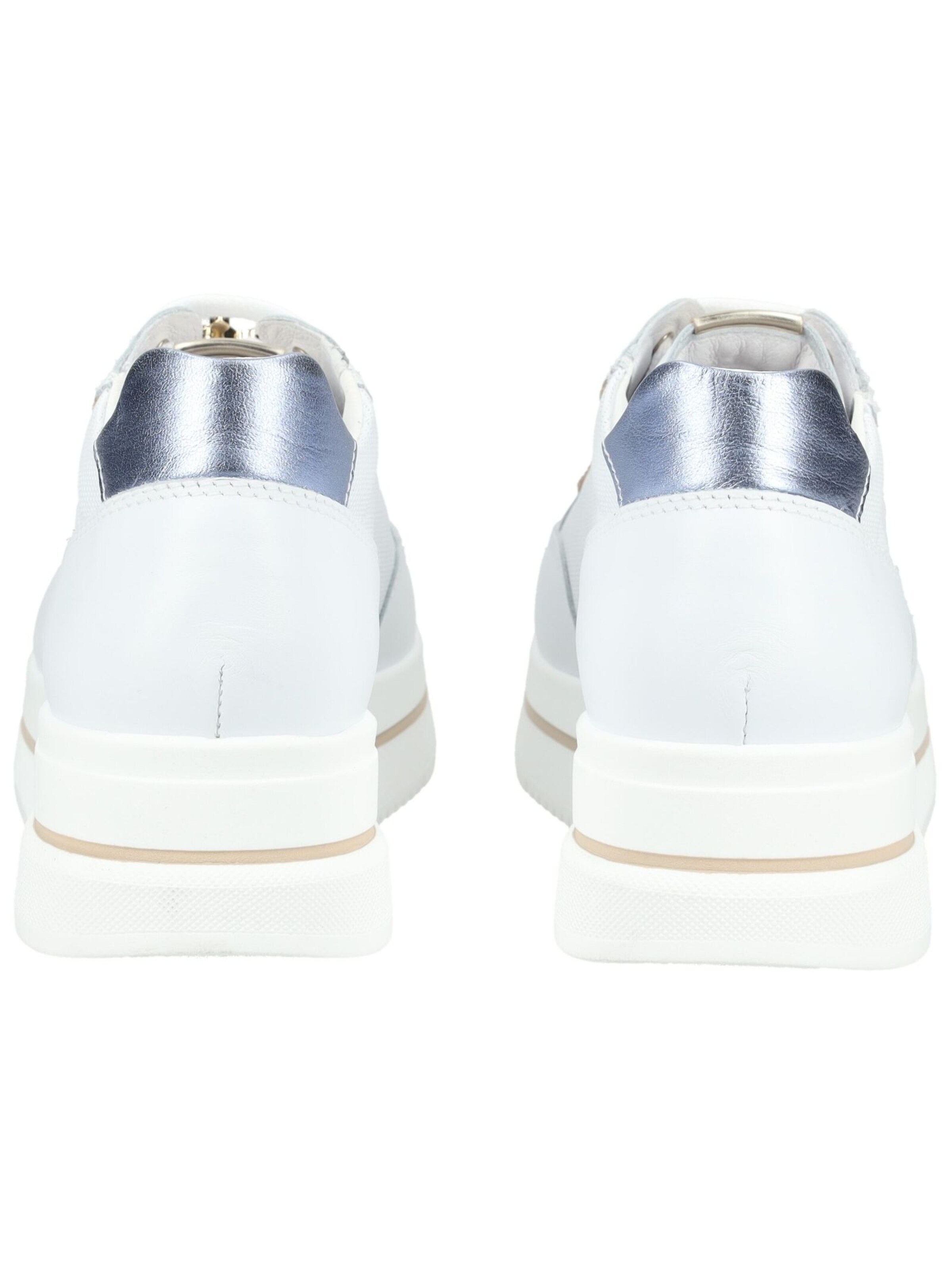 Baskets basses Nero Giardini en blanc