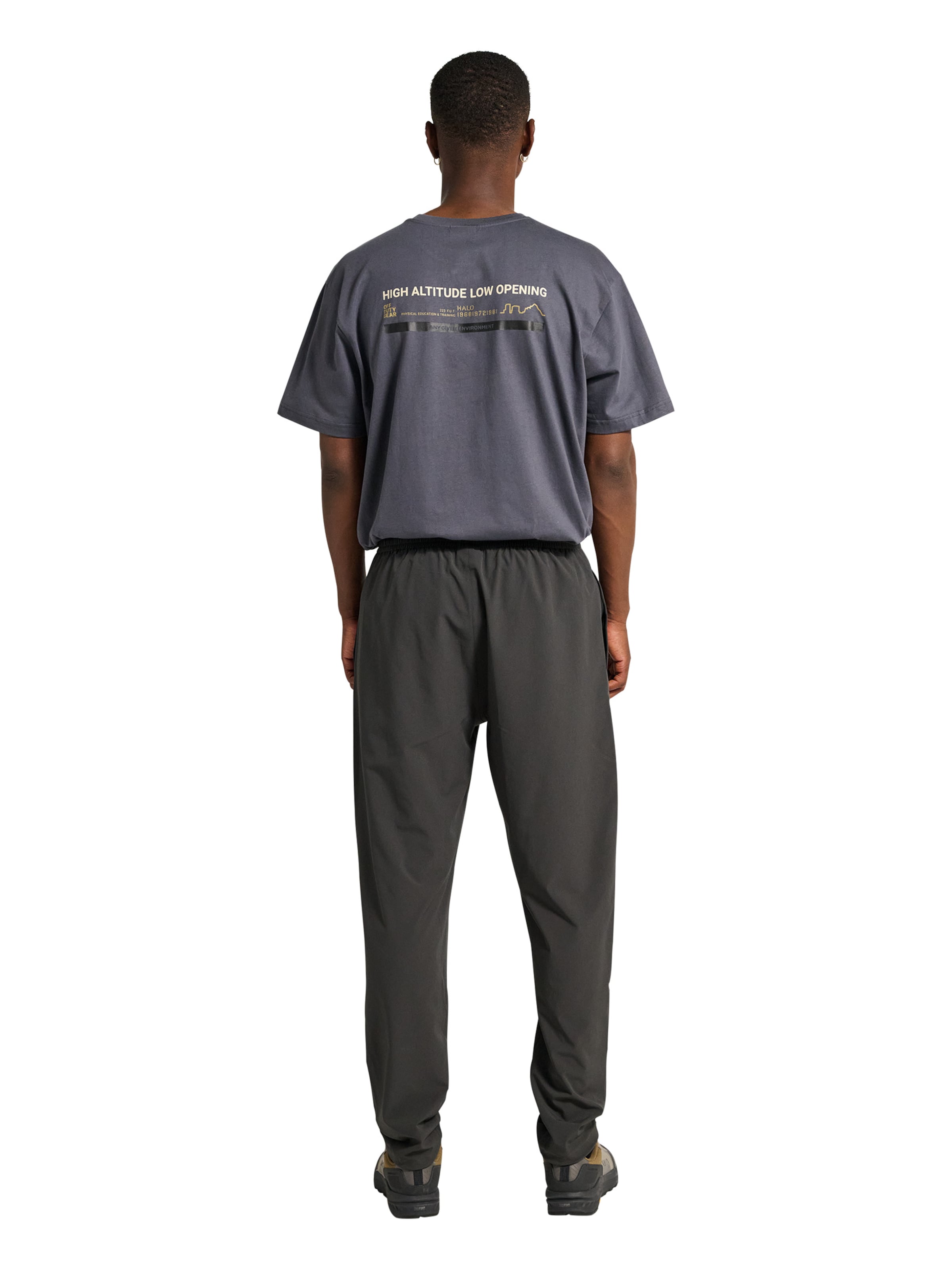 HALO Loose fit Pants in Grey