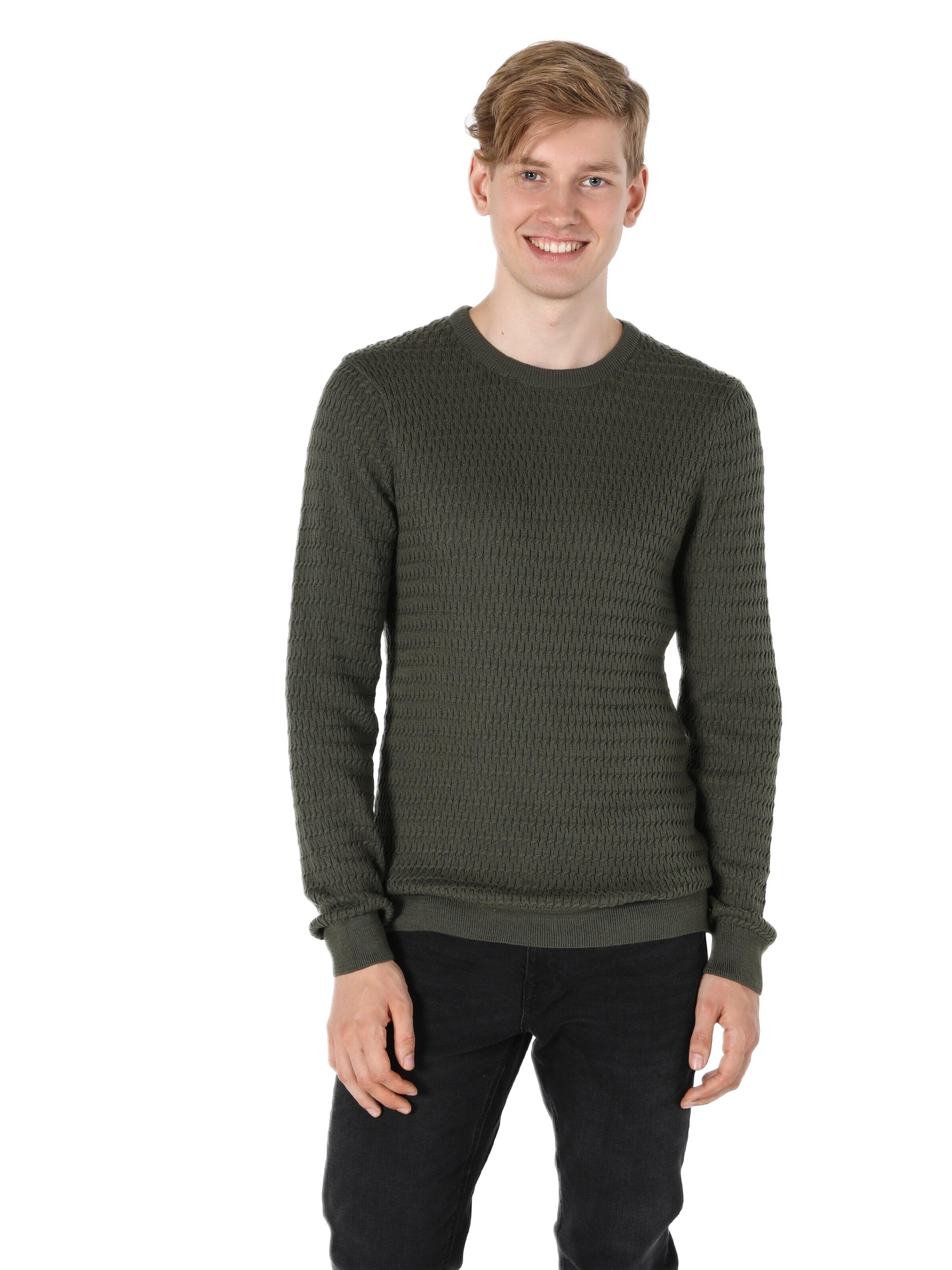Colin's Pullover in Grün: Vorderseite