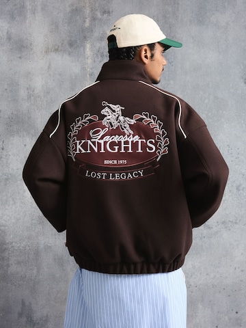 Bershka Overgangsjakke i brun: forside