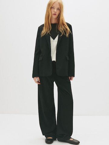 Pull&Bear Blazer in Schwarz: Vorderseite