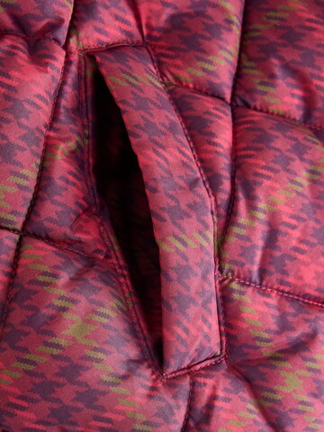 Cappotto di Next in rosso