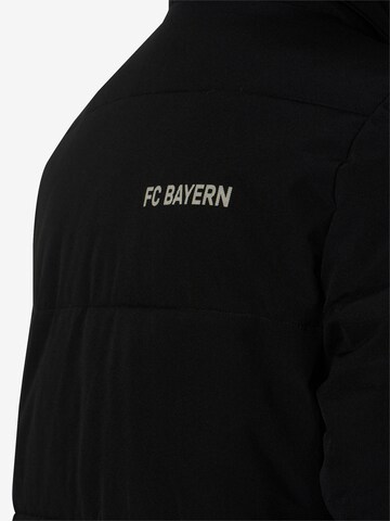 FC BAYERN MÜNCHEN Athletic Jacket in Black