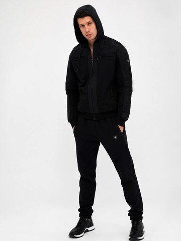 Veste de sport 'AMARSIN' SCR. en noir : devant