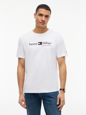 TOMMY HILFIGER Тениска 'Brand Love' в бяло: отпред