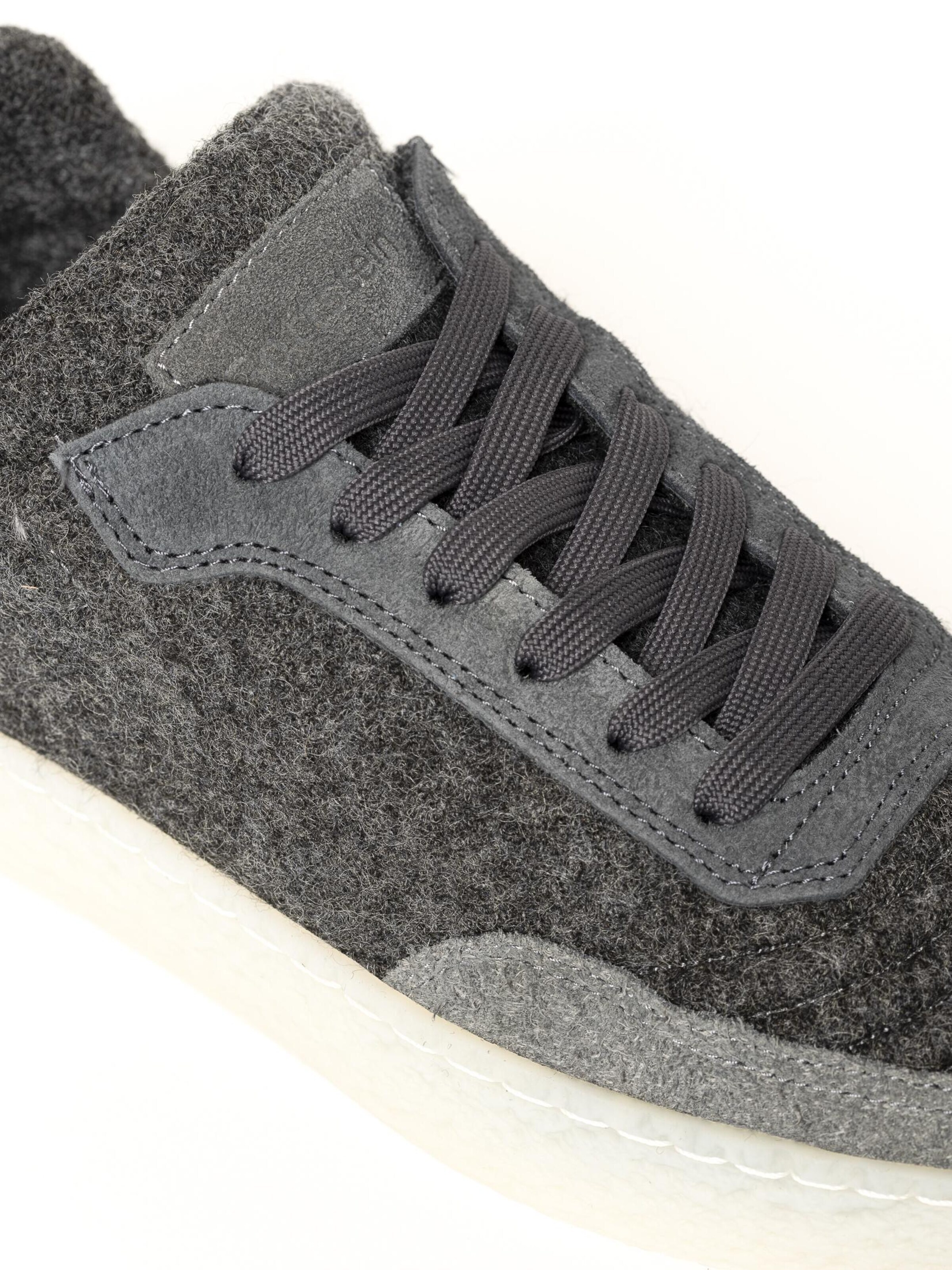 Gottstein Sneakers in Grey