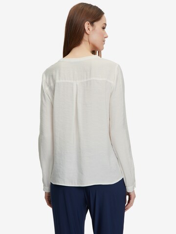 Betty & Co Blouse in White