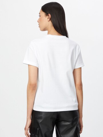 OPUS Тениска 'Serz Bloom' в бяло