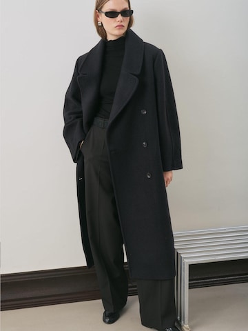 MANUKA Winter Jacket in Black
