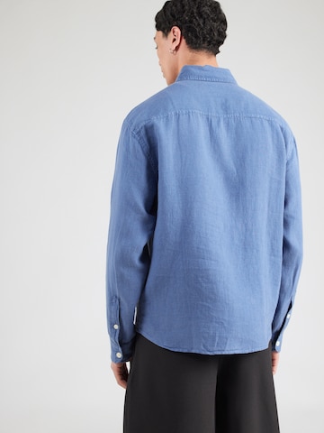 Abercrombie & Fitch Regular fit Риза в синьо