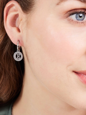 Boucles d'oreilles Lucardi en argent : devant