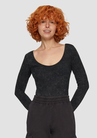 Body a maglietta di QS in nero: frontale