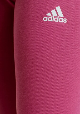 ADIDAS SPORTSWEAR - Tapered Calças de desporto 'Essentials Linear Logo ' em rosa
