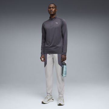 PUMA Funktionsshirt 'Pwrtrain' in Grau