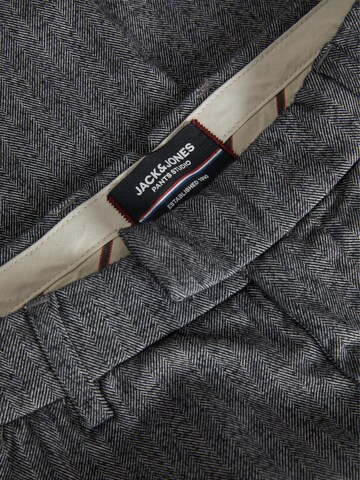 JACK & JONES Regular Trousers 'OLLIE' in Grey