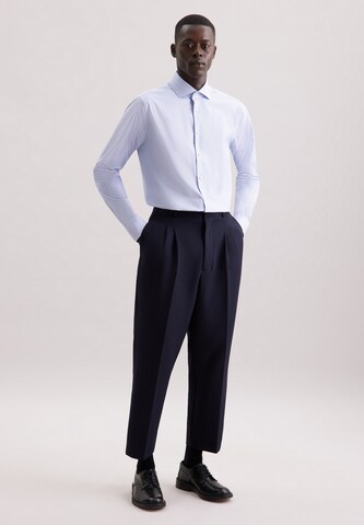 Coupe slim Chemise business 'Schwarze Rose' SEIDENSTICKER en bleu