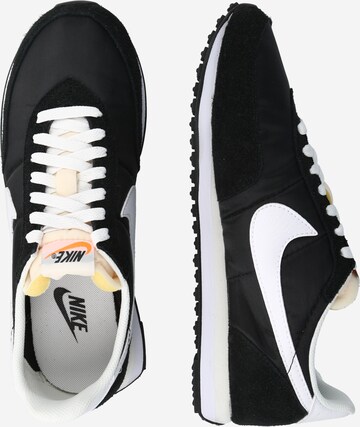 Baskets basses 'Waffle Trainer' Nike Sportswear en noir