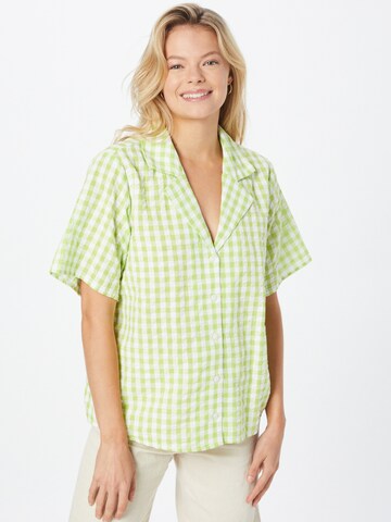 Monki Blouse in Groen: voorkant