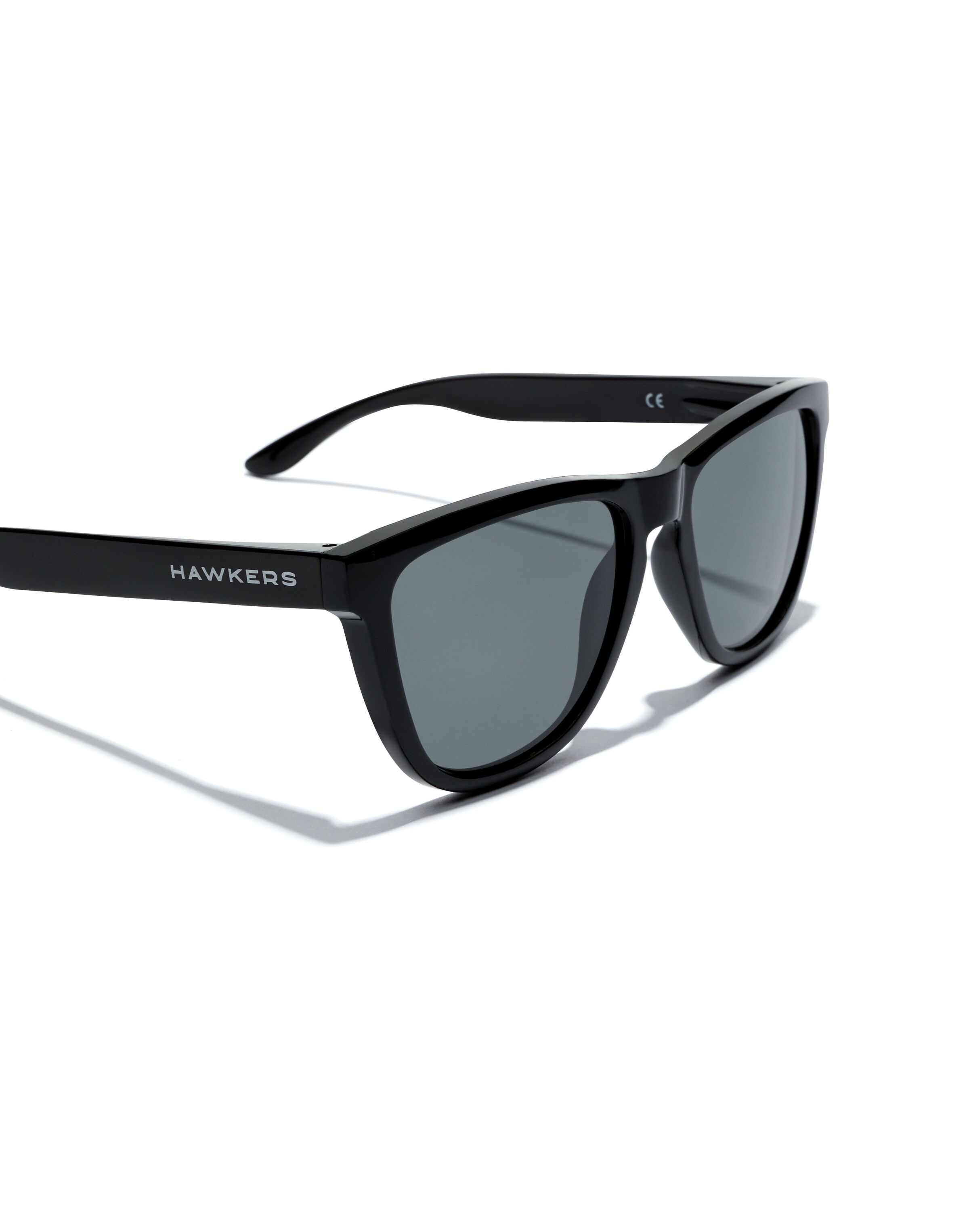 Occhiali da sole 'One Raw' di HAWKERS in nero