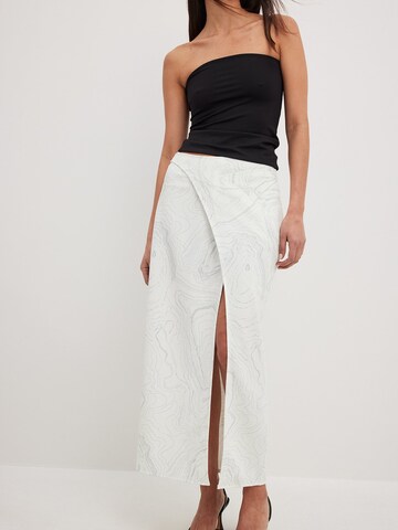 NA-KD Skirt in White: front